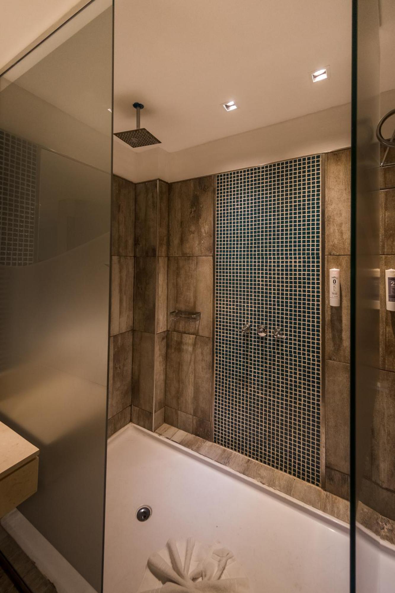 Eleton Resort & Spa Βίλα Κάρλος Παζ Εξωτερικό φωτογραφία
